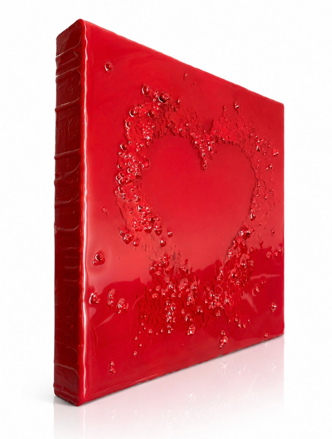 “LOVE IN RED”