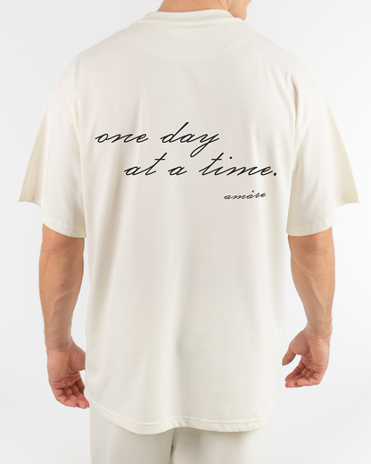 ONE DAY TEE